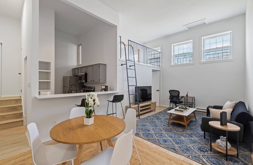 Old Town Alexandria Condo | The Gallery Unit 301