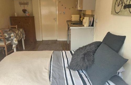 Wimborne Apartment | The Garage