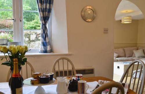 North Buckland House | The Garden Cottage