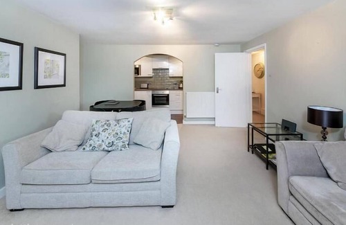 Royal Tunbridge Wells Apartment | The Garden Flat