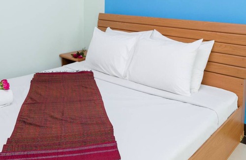 Nonthaburi Hotel | The Garden Place