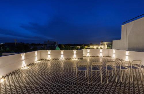 Hosur Apartment | The Garden Stay by StayJadePool2BHKLawnAC
