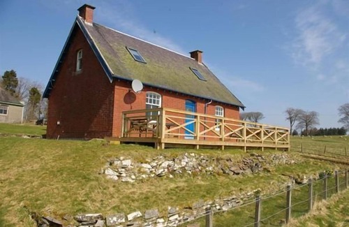 Biggar Cottage | The Gardener's House, Carmichael Country Cottages, near Biggar. Pets welcome.