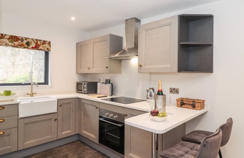 Hutton Cottage | The Gardener's Retreat