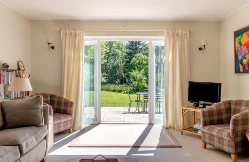 Fulmodeston House | The Gatehouse - Kettlestone