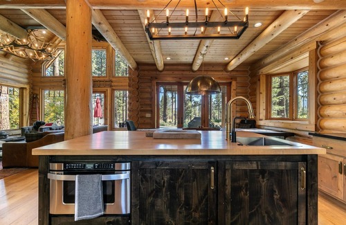 Ponderosa Palisades House | The GatherHouse at Schaffer's Mill, Golf and Club Amenities + Hot Tub!