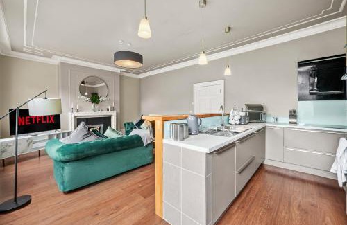 Wakefield Apartment | The Gatsby in Wakefield - Parking