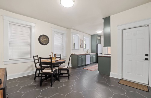 Ghent Condo | The Gem at Castlewood, Short walk to EVMS/CHKD/Sentara Hospital Complex