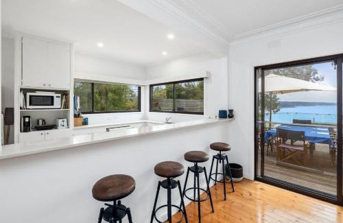 Lorne House | The George