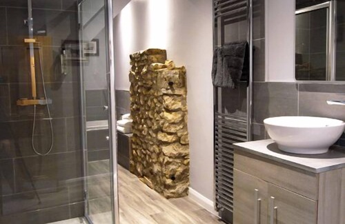 Nunney Hotel | The George Inn