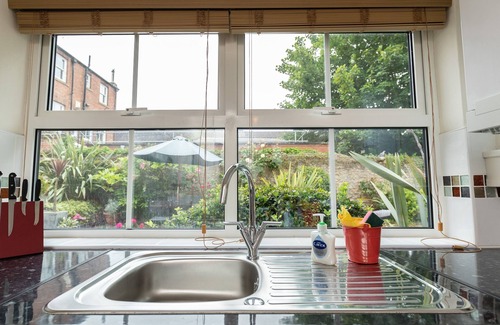 Bedale Cottage | THE GEORGIAN COTTAGE, pet friendly, with a garden in Bedale