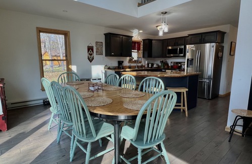 Greentown Ski Chalet | The Getaway Chalet With A View