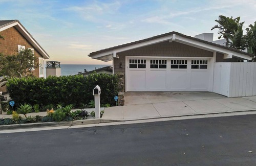 Western Malibu Villa | The Getaway Oceanfront Villa in Malibu by Stay Awhile