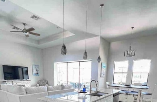 Trafalgar House | “THE GIANNA”
