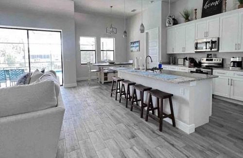 Trafalgar House | “THE GIANNA”