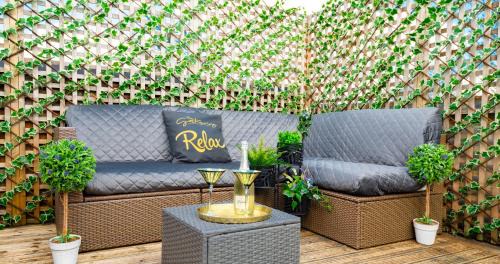 York Apartment | The Gillygate Gathering - City Centre - Sleeps Up To 18