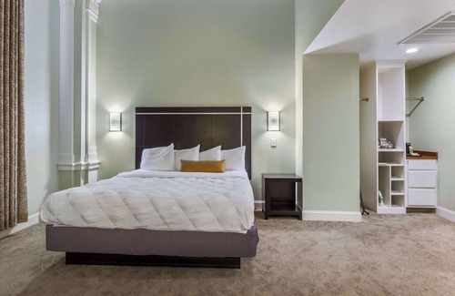 Lexington Hotel | The Gin Hotel, an Ascend Collection Hotel