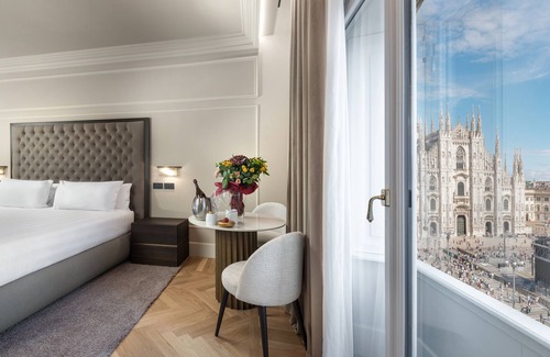 Milan Centre Hotel | The Glamore Milano Duomo