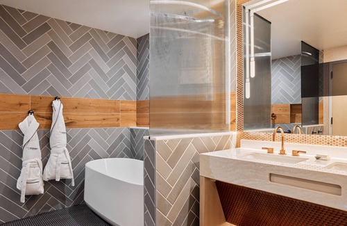 Corktown Hotel | The Godfrey Detroit, Curio Collection By Hilton