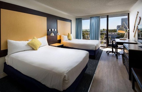 Rocky Point Hotel | The Godfrey Hotel & Cabanas Tampa