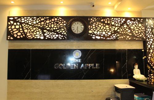 Mahanagar Hotel | The Golden Apple