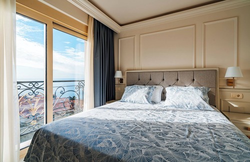 Sveti Stefan Hotel | The Golden Legacy Hotel