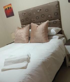 Balfour House | The Golden Palace Guesthouse