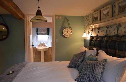 Burford Hotel | The Golden Pheasant Inn