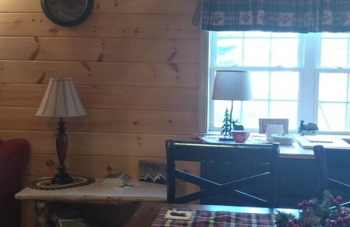 Wells Cabin | "The Good Life Cabin" offers beautiful views of the lake and mountains