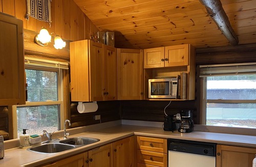 Gooderham Cottage | The Goodlodge- Main Cottage