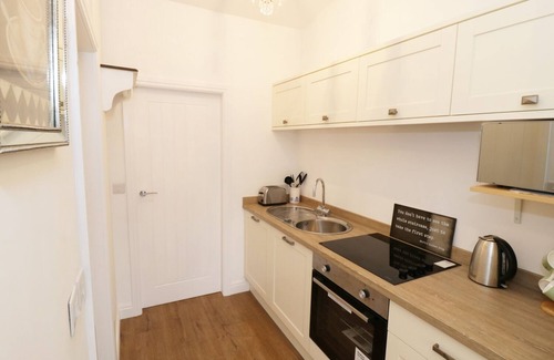 Thornton-Cleveleys Cottage | THE GOOSE SHED, pet friendly, with a garden in Thornton, Lancashire