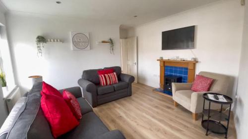 Cheddar Apartment | The Gorge Getaway - Deluxe 3-Bedroom Apartment