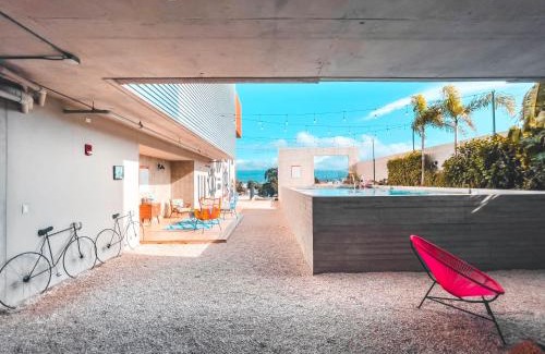 La California Apartment | The Gourmet Terrace & Coffee View Apt