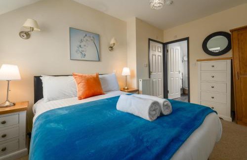 Aberystwyth House | The Granary, Bryncarnedd cottages