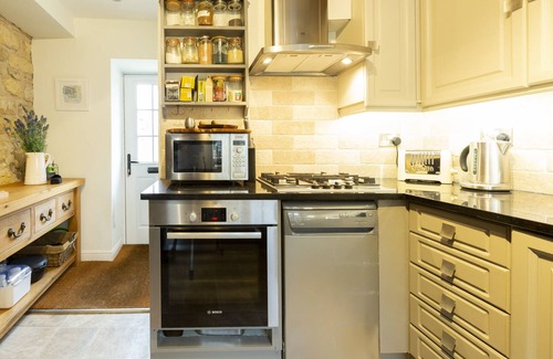 Aberford Cottage | THE GRANARY, character holiday cottage, with open fire in Aberford