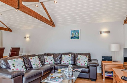 Maidstone House | The Granary - Chart Sutton