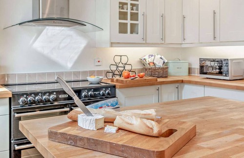 Maidstone House | The Granary - Chart Sutton