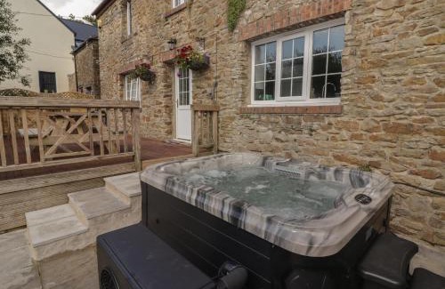 Kilgetty House | The Granary