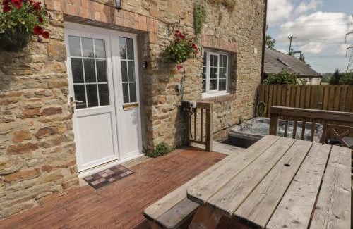 Kilgetty House | The Granary