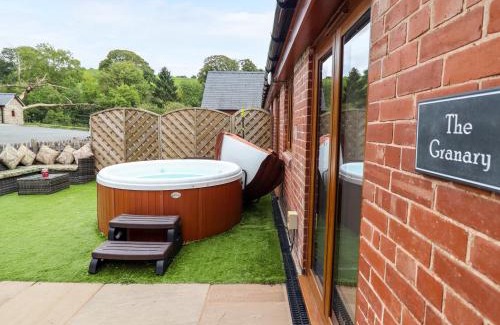 Montgomery House | The Granary