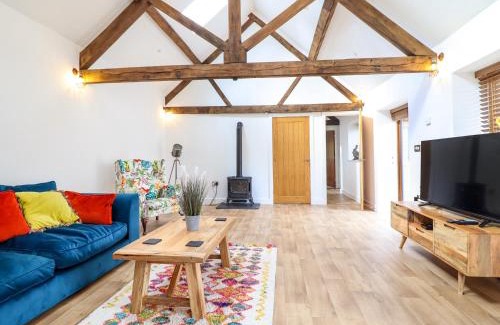 Montgomery House | The Granary