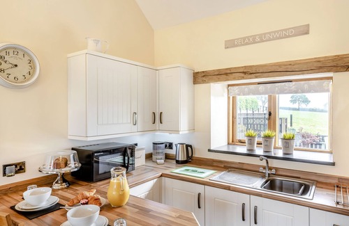 Kingswood Cottage | The Granary