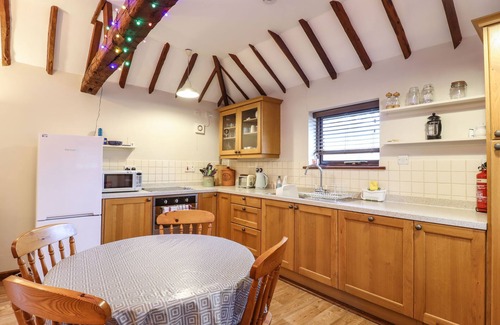 Colchester Cottage | THE GRANARY, pet friendly, character holiday cottage in Polstead