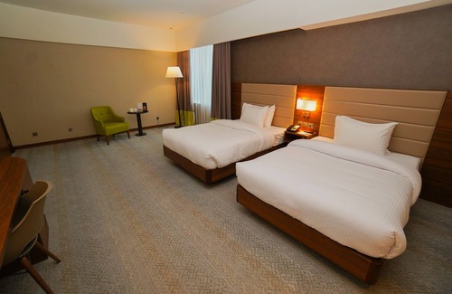 Al Sadd Hotel | The Grand Lux Hotel