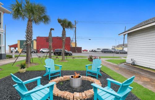 San Jacinto House | The Grand on Ave O