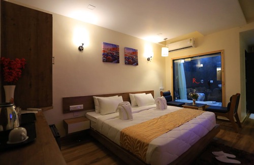 Patan Hotel | The Grand Raveta