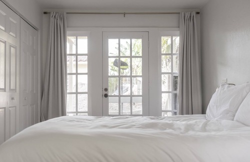Palm Beach - West Palm Beach House | The Grandview Collection - FL Ave