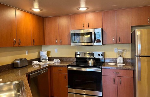 Enterprise Condo | The Grandview, Las Vegas Feb 9-16 2024 1 BR Full kit. 6 mi to Allegiant stadium