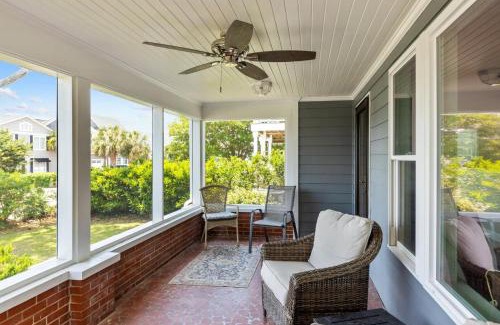 Morehead City House | The Gray Whale Cottage home