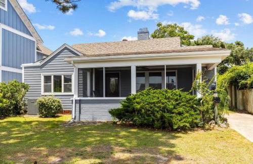 Morehead City House | The Gray Whale Cottage home